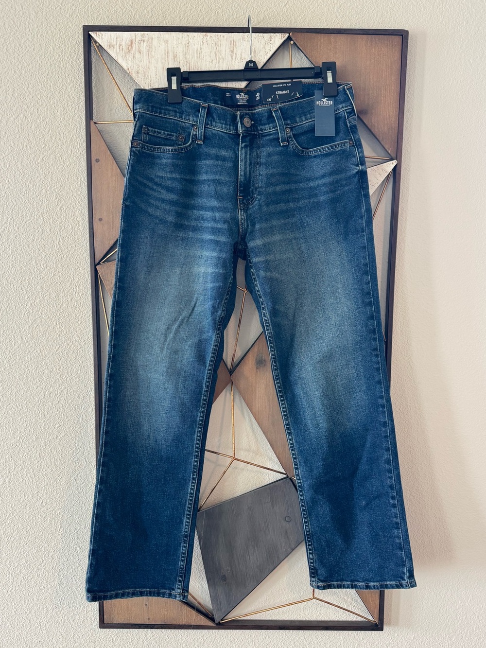 Hollister Men's Relaxed Straight-Leg Jeans in Dark Blue Wash